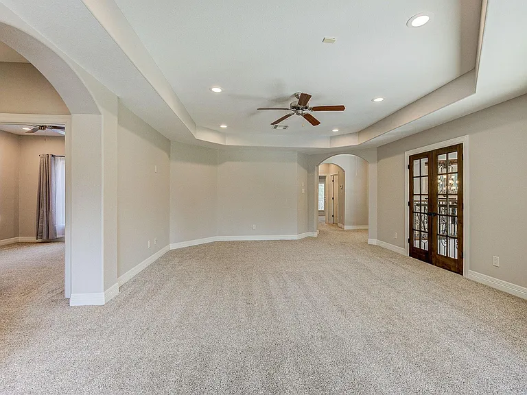27303 Silver Jade Ct — Photo 32