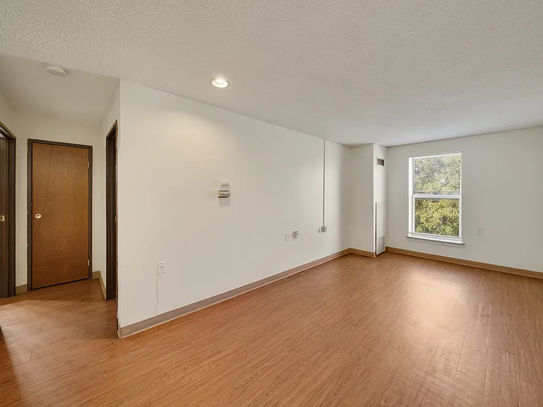Immanuel Manor — Photo 10