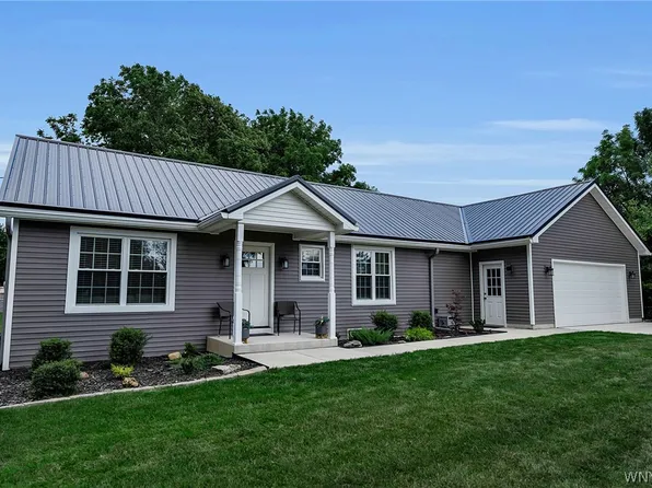 4691 Quarry Ln, Clarence, NY 14031