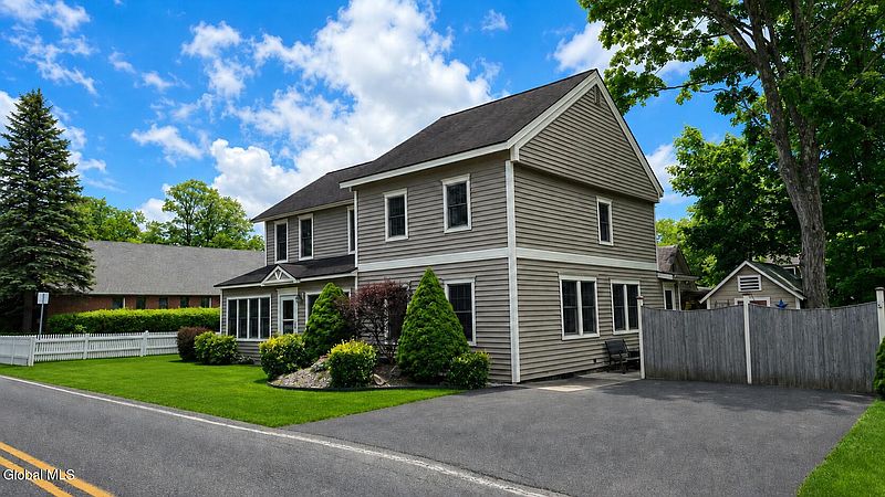 2nd image of 17 Goodman Avenue