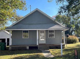 103 E Pleasant St, Butler, MO 64730