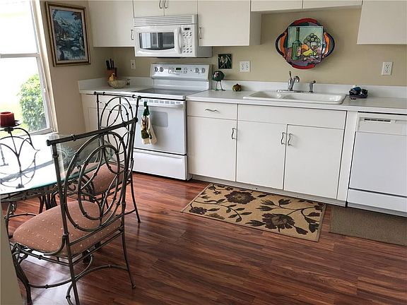 2nd image of 2275 SW Shoal Creek Trce