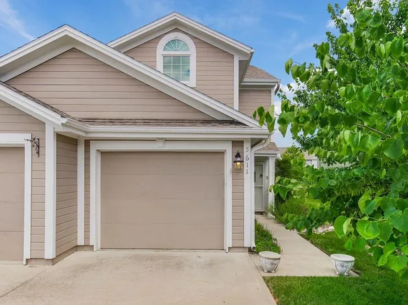 5611 NW Sunrise Meadow Cir, Lees Summit, MO 64064