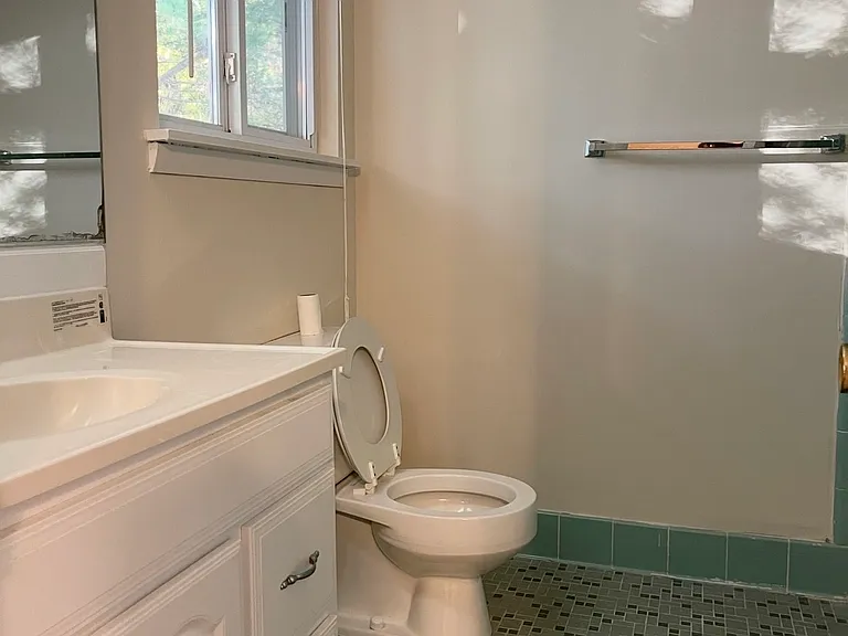 2381 Champion Ct — Photo 9