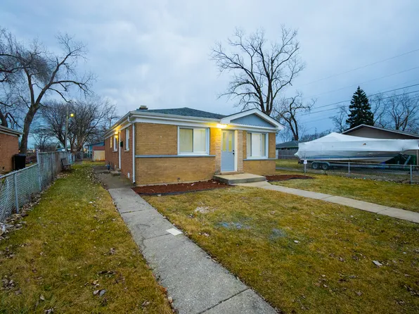 15141 7th Ave, Phoenix, IL 60426