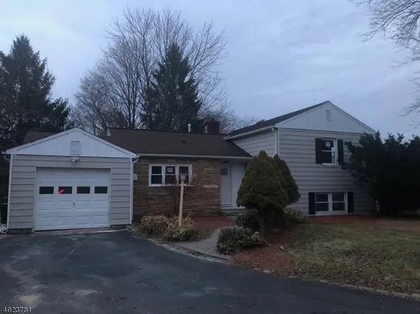 1654 Union Valley Rd, West Milford, NJ 07480