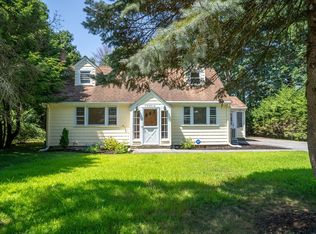 11 Maine Ave, Natick, MA 01760