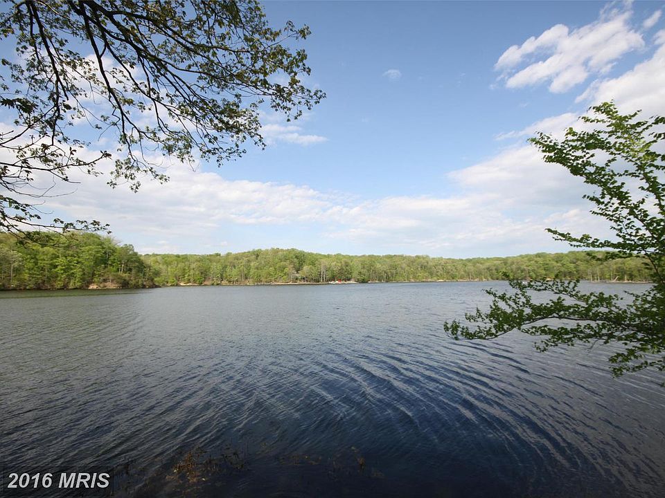 4381 Occoquan Overlook, Woodbridge, VA 22192 Zillow