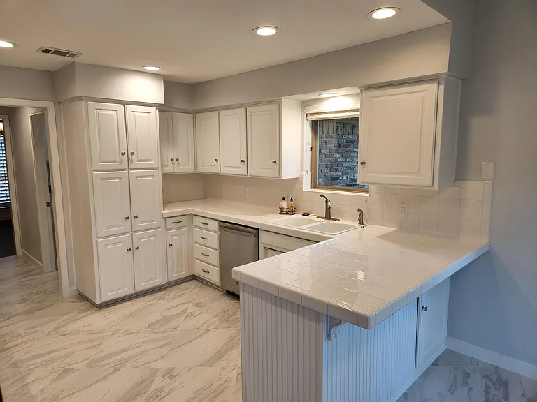 408 Miranda Ter — Photo 20