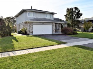 12201 White Pine Trl, Homer Glen, IL 60491