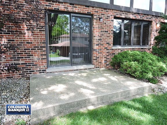 3rd image of 224 W Manor Dr Unit A