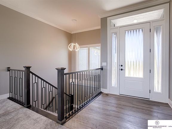 4th image of 19009 Hazelnut Dr