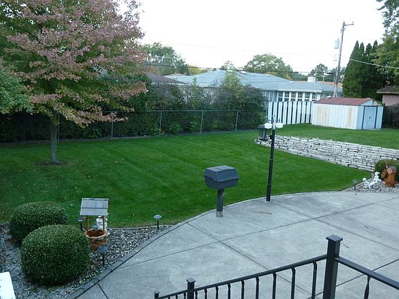 5th image of 9220 S 83rd Ave