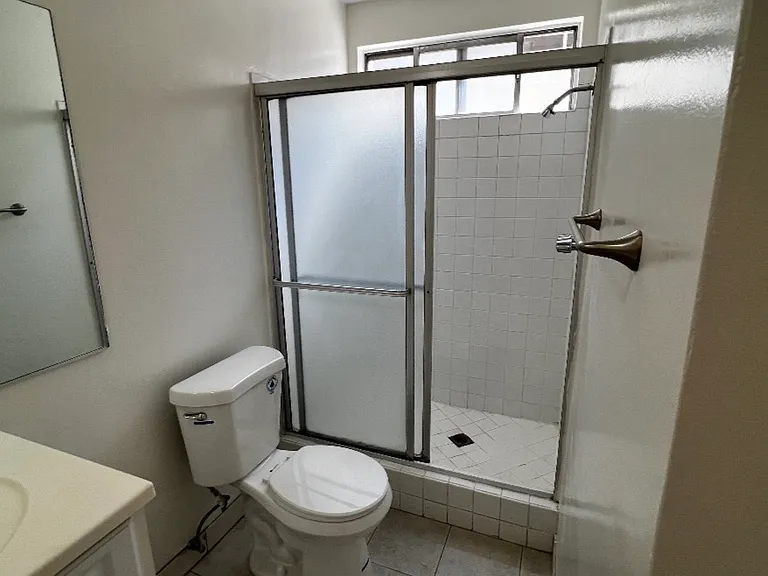 1512 Butler Ave #2 — Photo 9