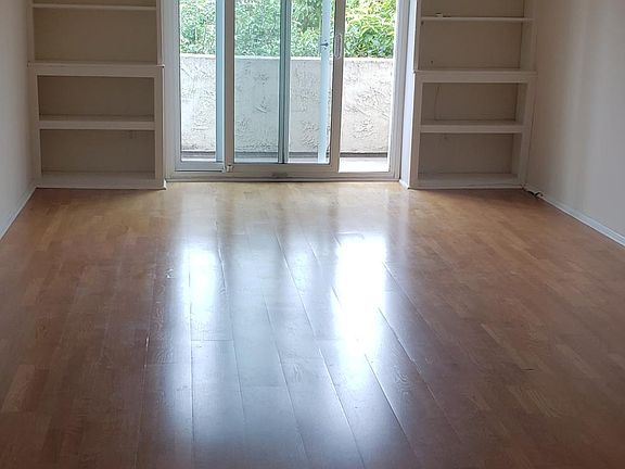 4th image of 1712 Colby Ave APT 217