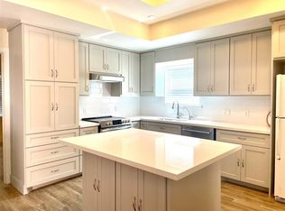 5610 Beechnut St, Houston, TX 77096