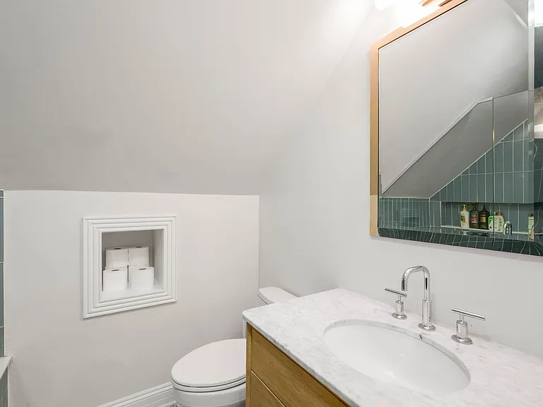 3rd Floor Newly Remodeled Bathroom