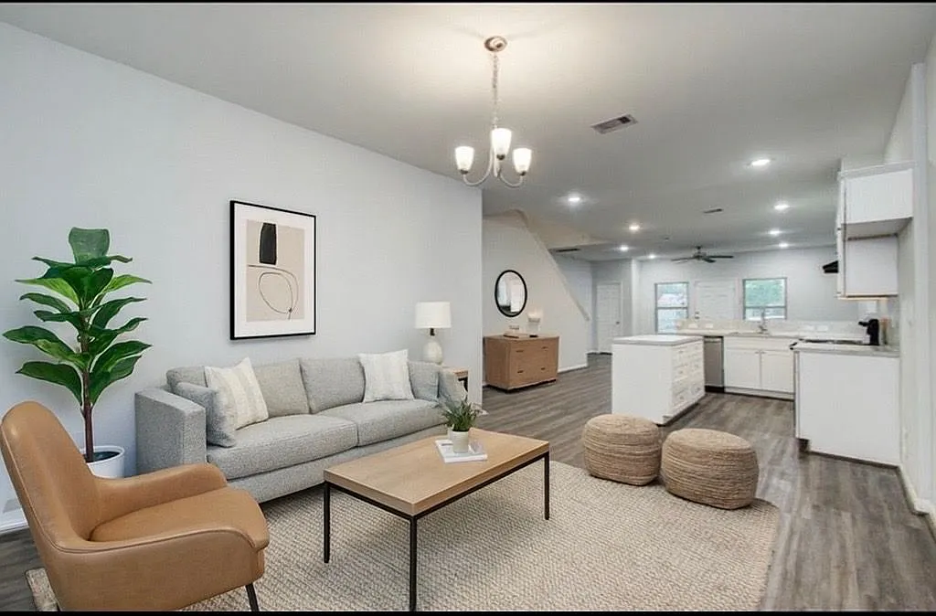 3 bed, 2.5 bath, 1720 sqft, $1,750 — Photo 2