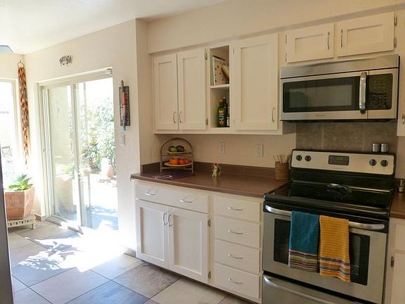 5th image of 4915 Casa Del Oso NE