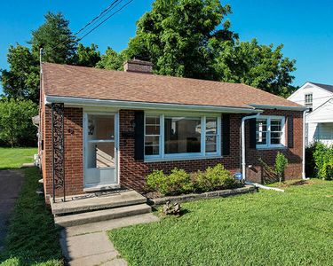 424 W Factory St, Harrodsburg, KY, 40330