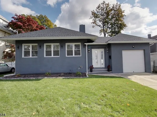 110 Grand Pl, Kearny Town, NJ 07032