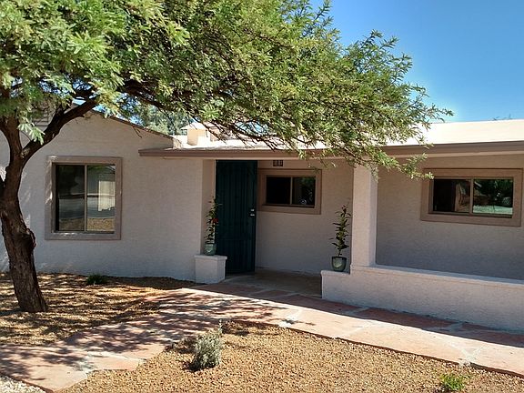 2nd image of 3238 N Tucson Blvd