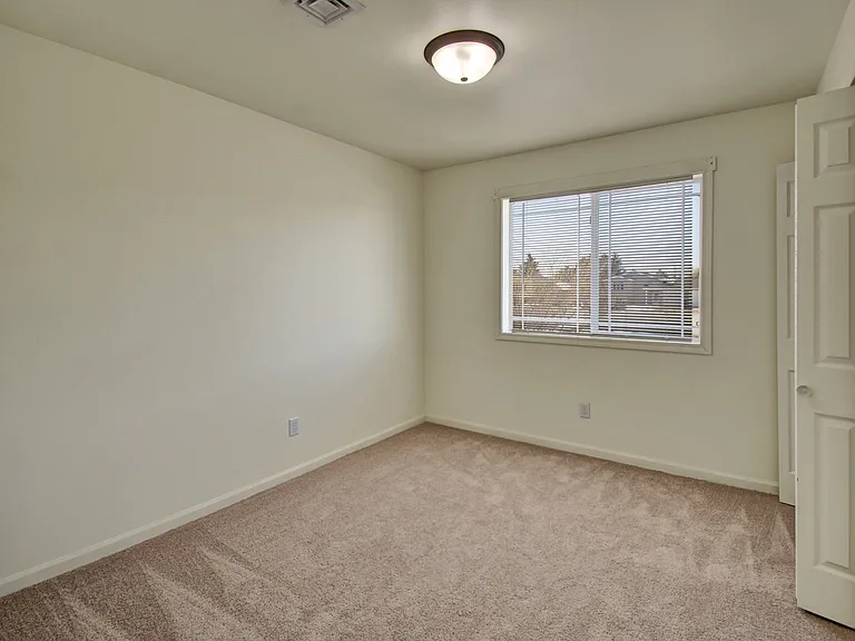 Phoenix Ridge — Photo 6