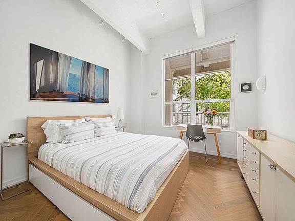 4th image of 184 Kent Ave APT D414