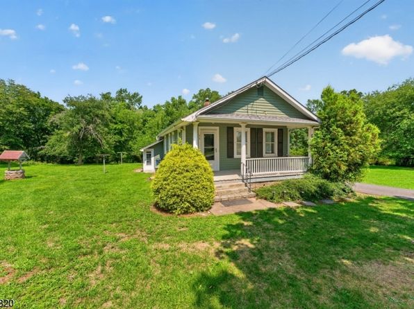 11 Pulaski Rd