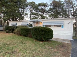 8 Wren Ct, Whiting, NJ 08759