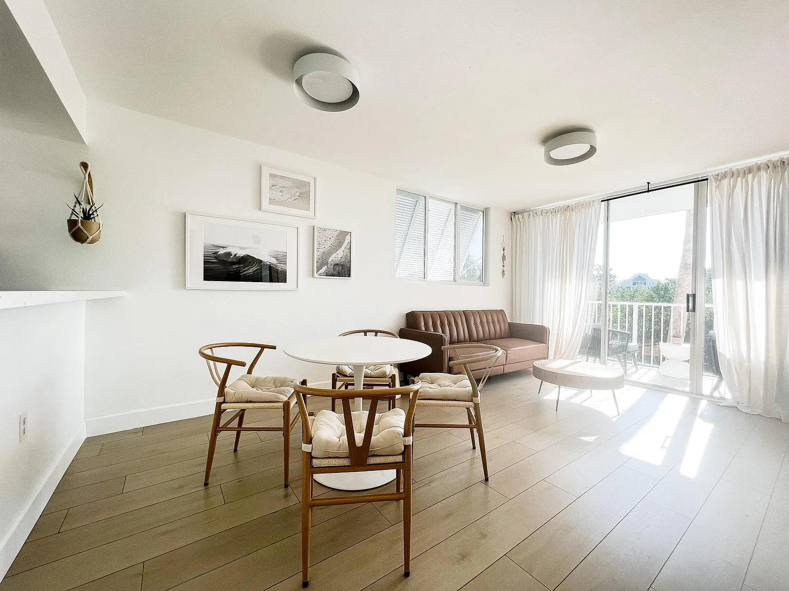 2 bed, 807 sqft, $5,500 — Photo 3