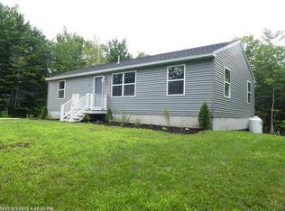 635 Chadbourne Rd, Standish, ME 04084