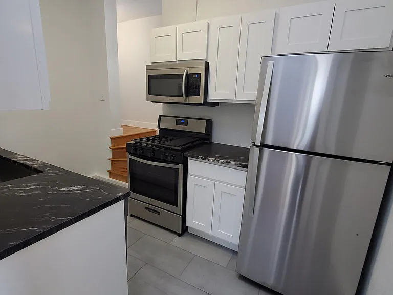 1259 N Clarkson St #3 — Photo 6