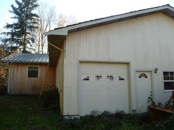 4th image of 8015 168th St SE