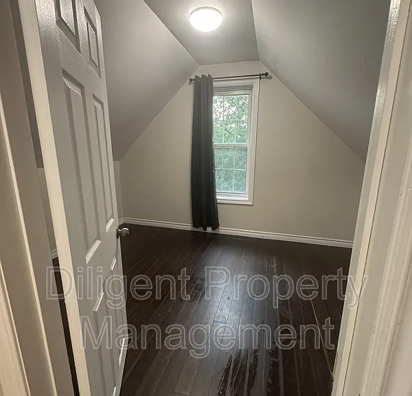164 Stewart St #UPPER — Photo 21