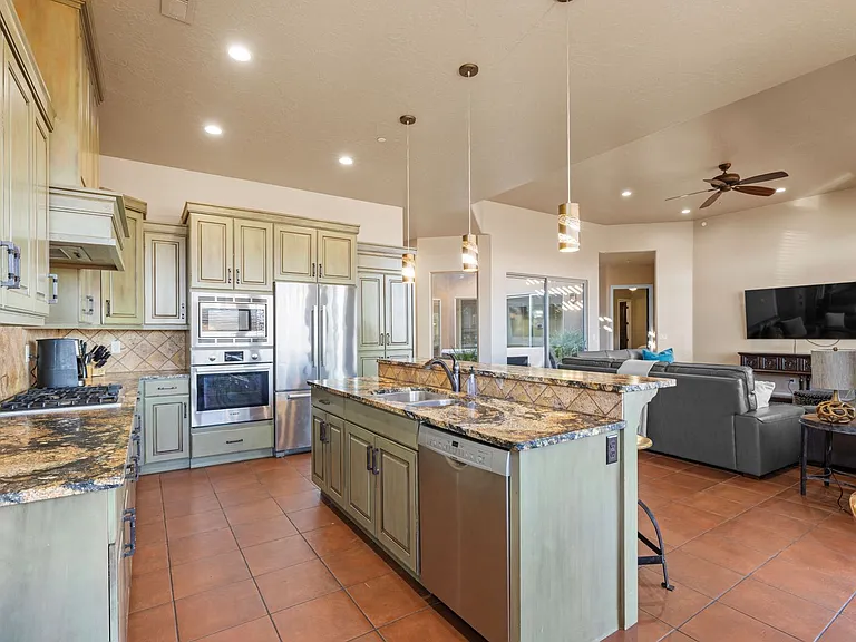 3193 S 4900 W — Photo 24