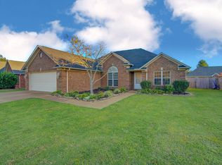 208 Meadowlark Cv, Medina, TN 38355
