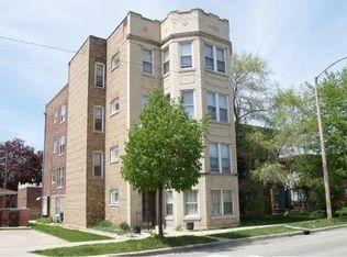 9114 Niles Center Rd APT 3, Skokie, IL 60076