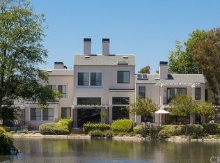 23 Longshore #40, Irvine, CA 92614