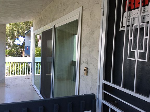 5th image of 820 Camino Real Unit 201