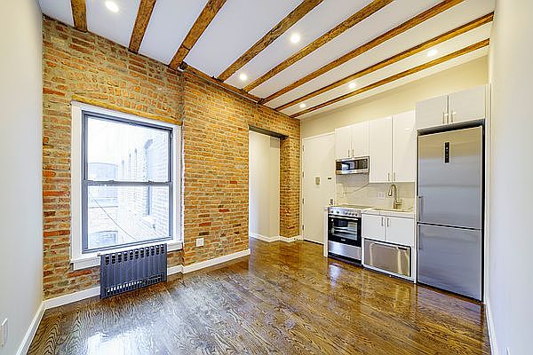 1st image of 280 E 10th St APT 31