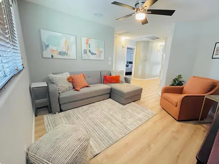 695 W Sonatina Ln — Photo 24