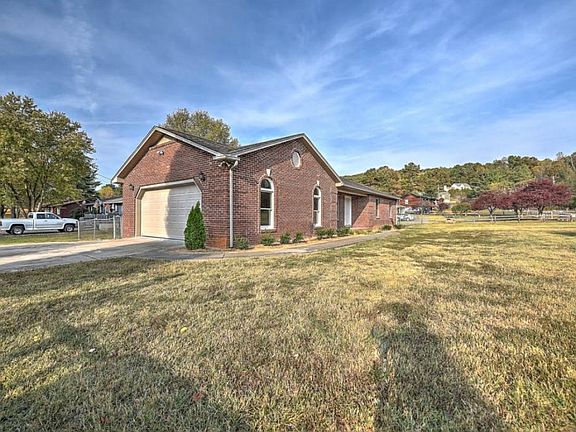 4th image of 143 Eagle Dr