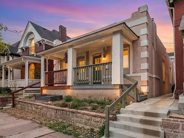 Welcome home in the heart of LoHi! __
