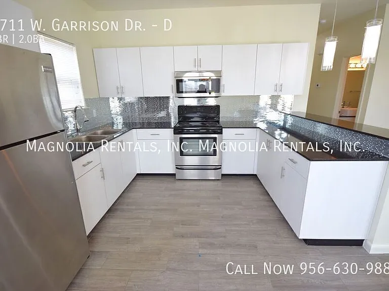 1711 W Garrison Dr #D — Photo 5