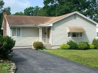 609 W 4th St, Tyrone, PA 16686