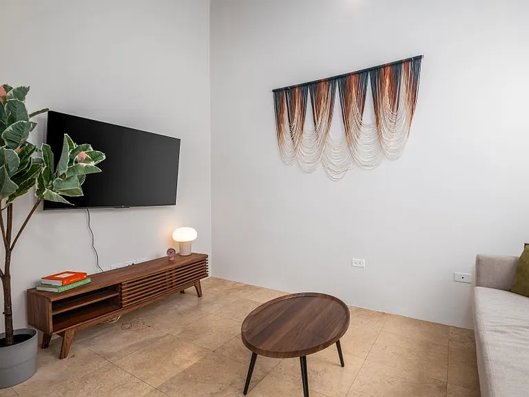 112 San Sebastian #204 — Photo 3
