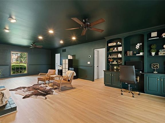 5th image of 3735 Sagamore Dr