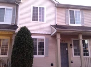 139 Foxglove Ct, Romeoville, IL 60446