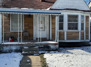 15387 Strathmoor St, Detroit, MI 48227